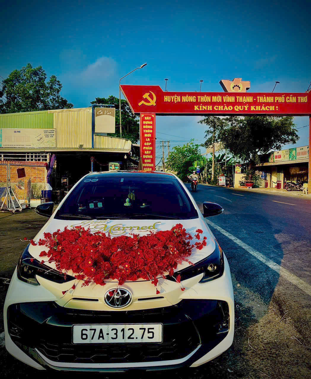Xe hợp đồng liên tỉnh